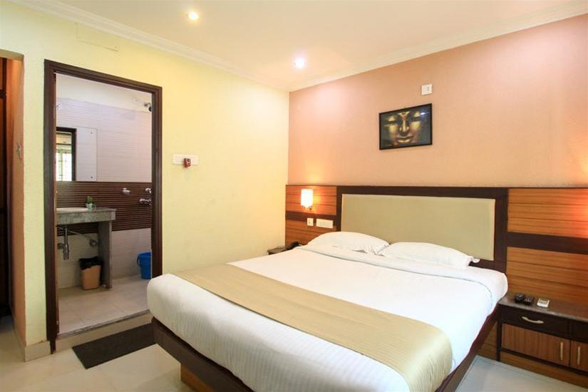 Hotel Moments Kalkutta Exterior foto