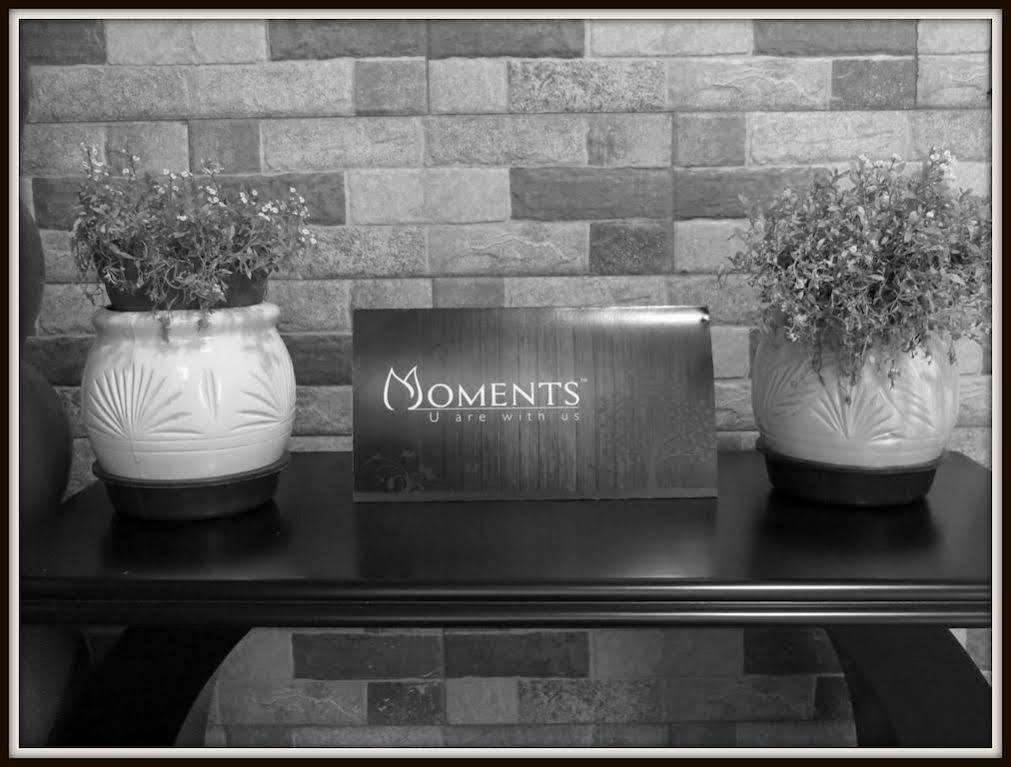 Hotel Moments Kalkutta Exterior foto